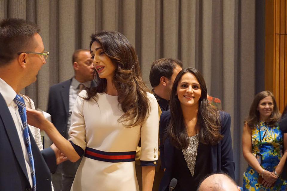 بمساعدة من اصبحت نادية مراد سفيرة؟